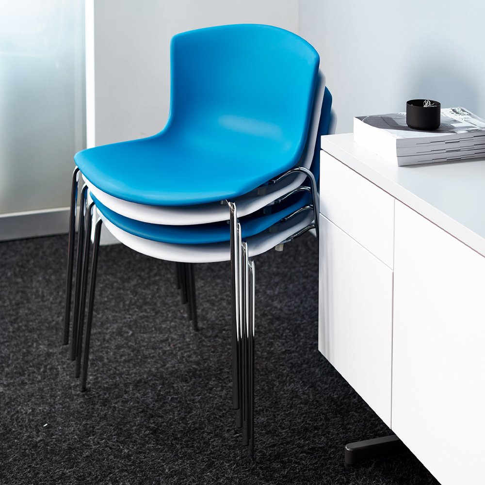 Bertoia Molded Shell Side Chair Stacking product thumbnail 3