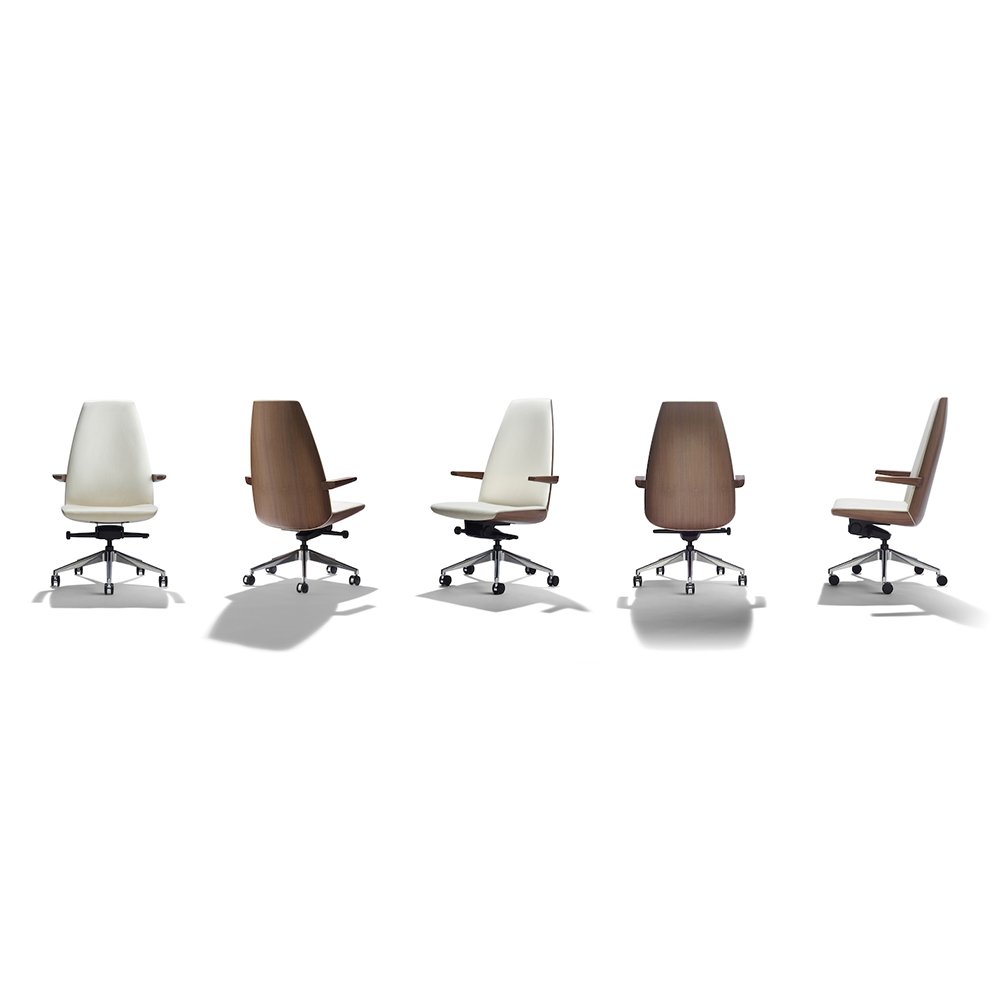 Clamshell Chair product thumbnail 4