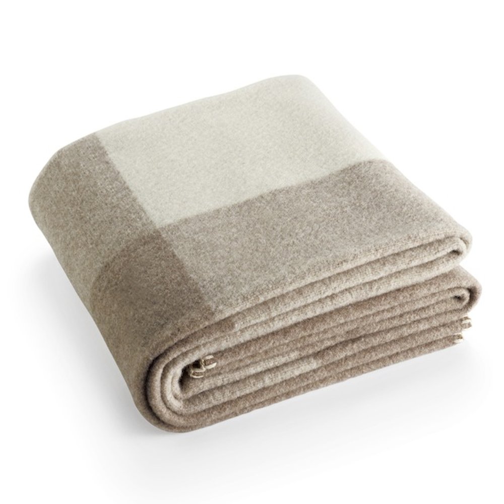 Girard Throw product thumbnail 2