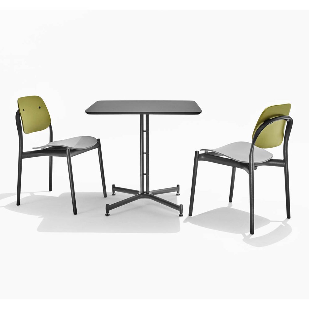 Iquo Armless Chair