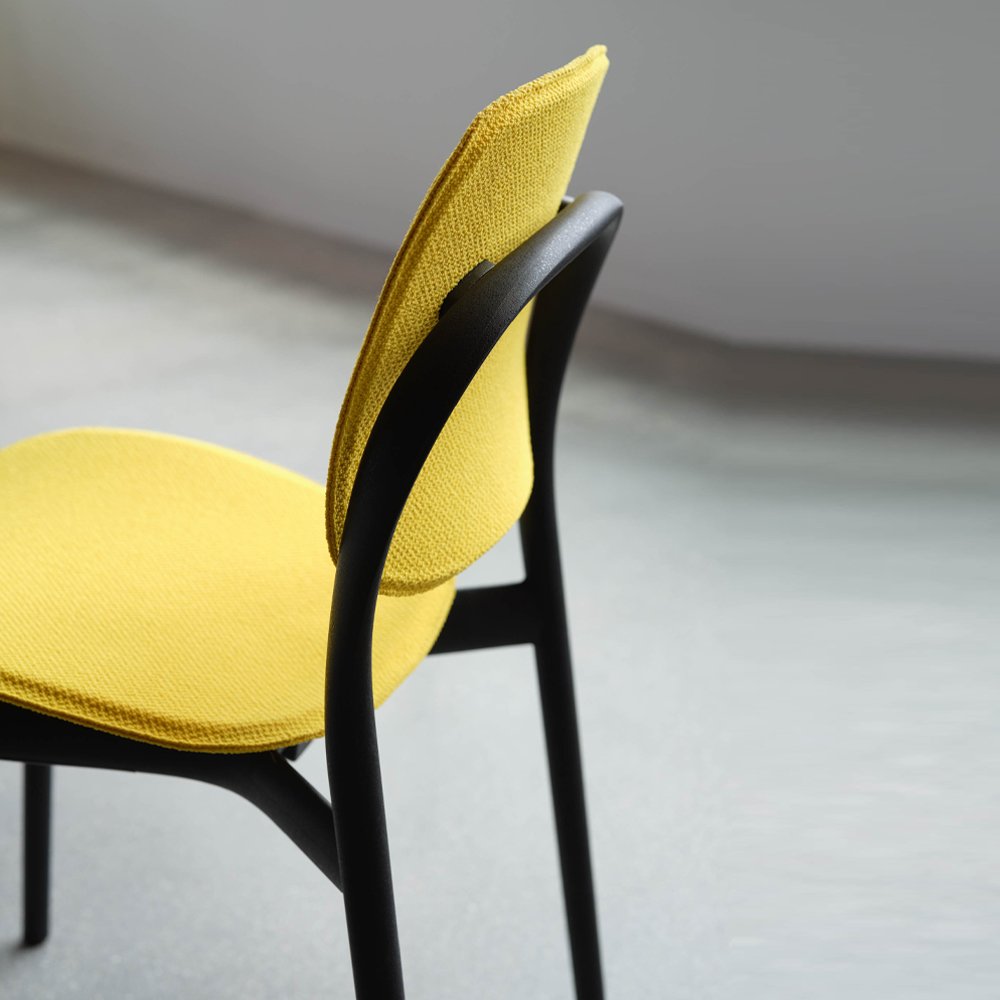 Iquo Armless Chair product thumbnail 2