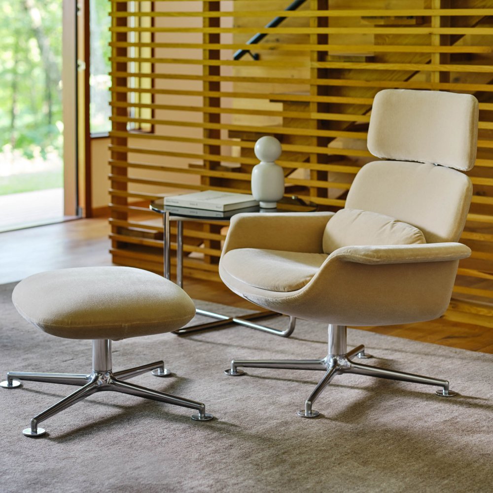 KN02 Swivel and Reclining High Back Lounge Chair product thumbnail 3