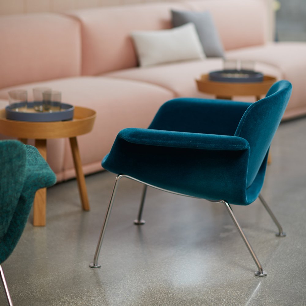 KN04 Lounge Chair product thumbnail 2