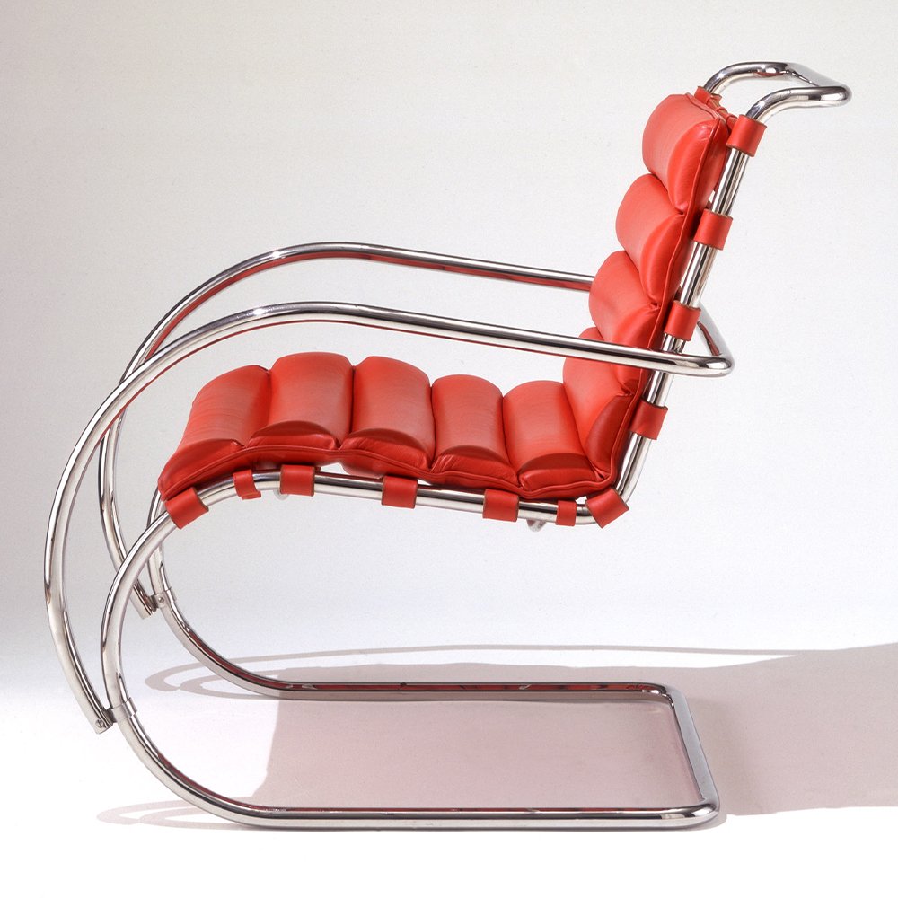 MR Lounge Chair product thumbnail 4