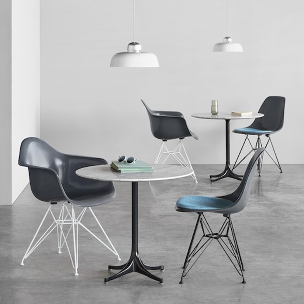 Nelson Pedestal Table product thumbnail 5