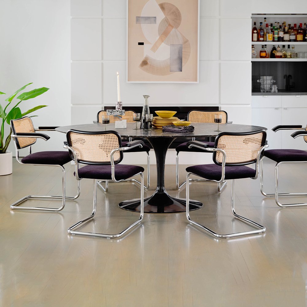 Saarinen Table product thumbnail 4