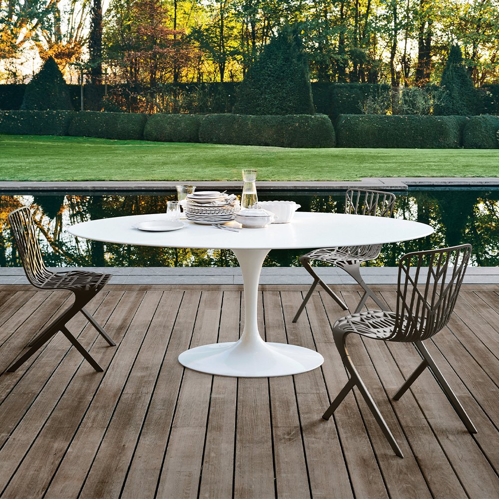 Saarinen Table product thumbnail 7