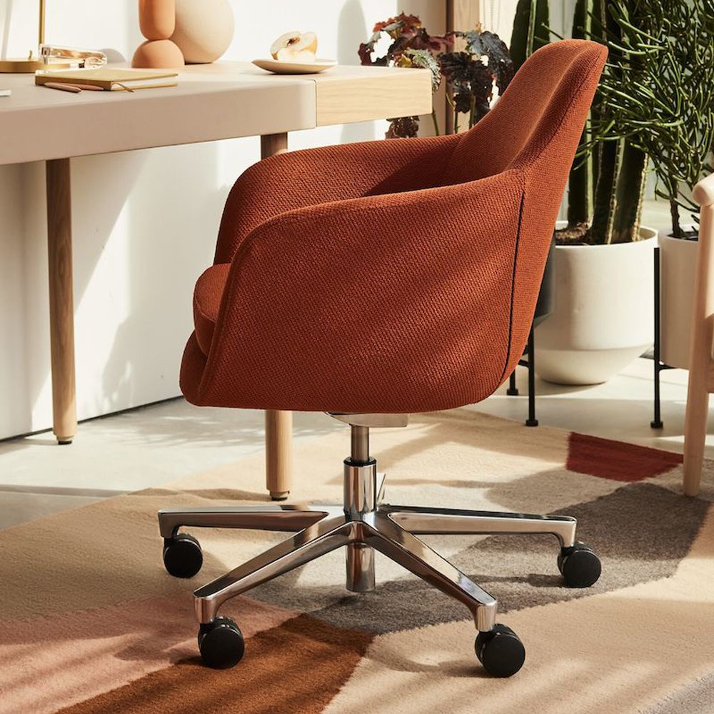 Saiba Chair product thumbnail 5