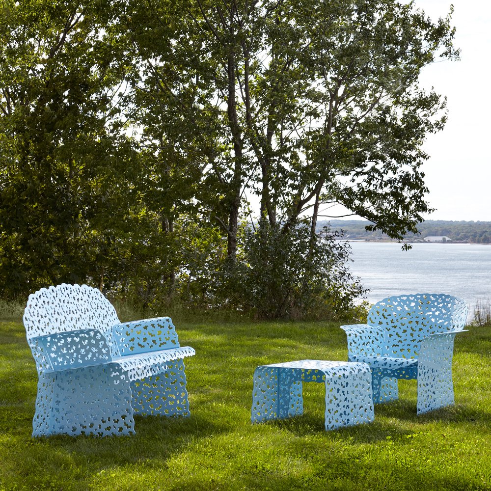 Topiary Bench Knoll Outdoor Seating